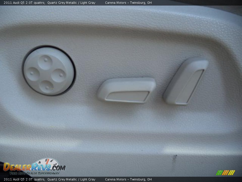 2011 Audi Q5 2.0T quattro Quartz Grey Metallic / Light Gray Photo #10