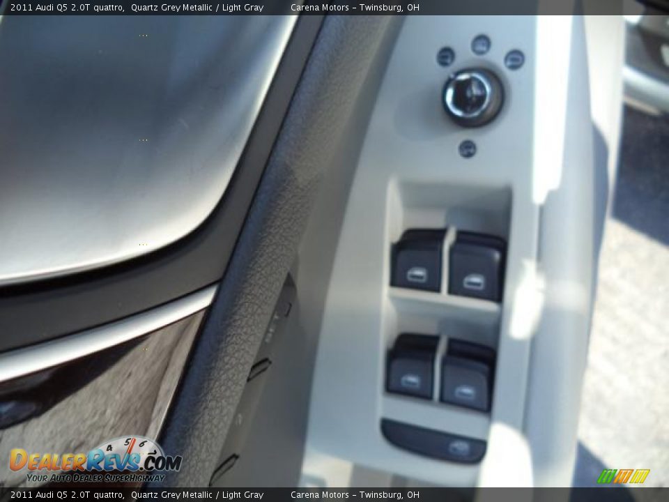 2011 Audi Q5 2.0T quattro Quartz Grey Metallic / Light Gray Photo #20