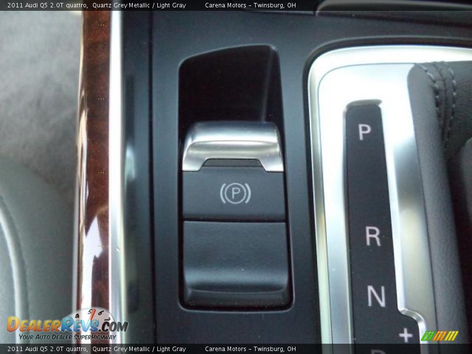 2011 Audi Q5 2.0T quattro Quartz Grey Metallic / Light Gray Photo #22