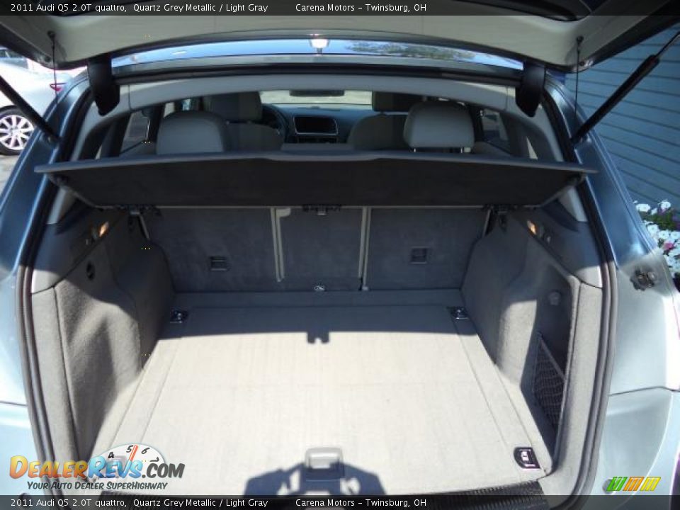 2011 Audi Q5 2.0T quattro Quartz Grey Metallic / Light Gray Photo #35