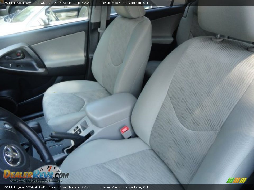 2011 Toyota RAV4 I4 4WD Classic Silver Metallic / Ash Photo #4