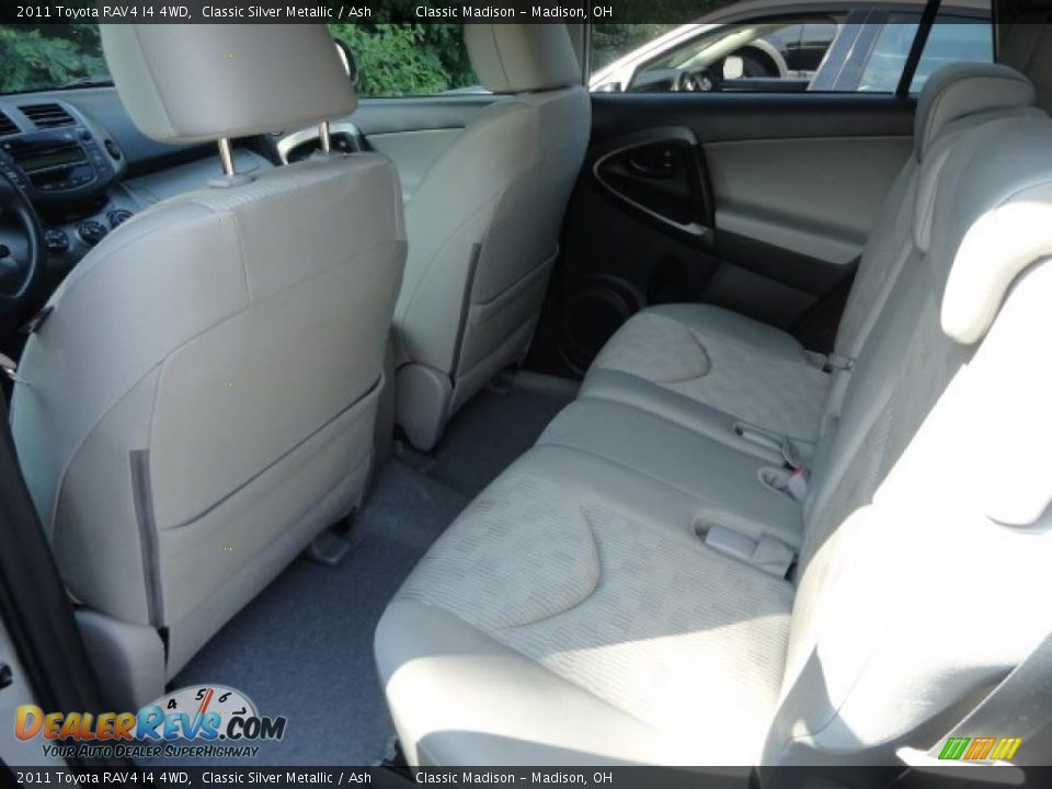 2011 Toyota RAV4 I4 4WD Classic Silver Metallic / Ash Photo #5