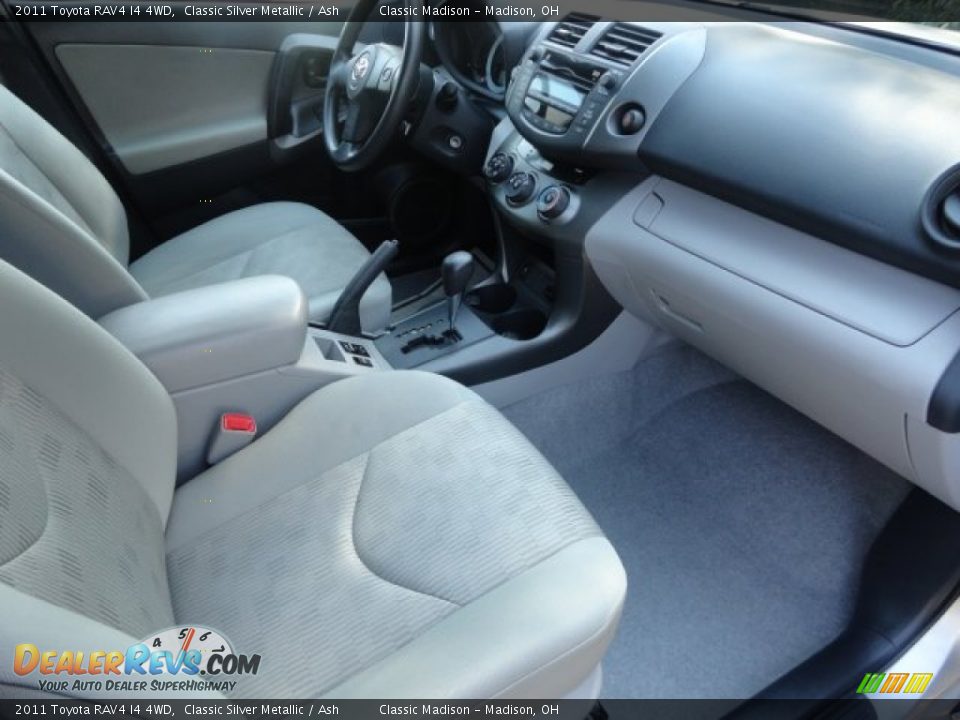 2011 Toyota RAV4 I4 4WD Classic Silver Metallic / Ash Photo #10