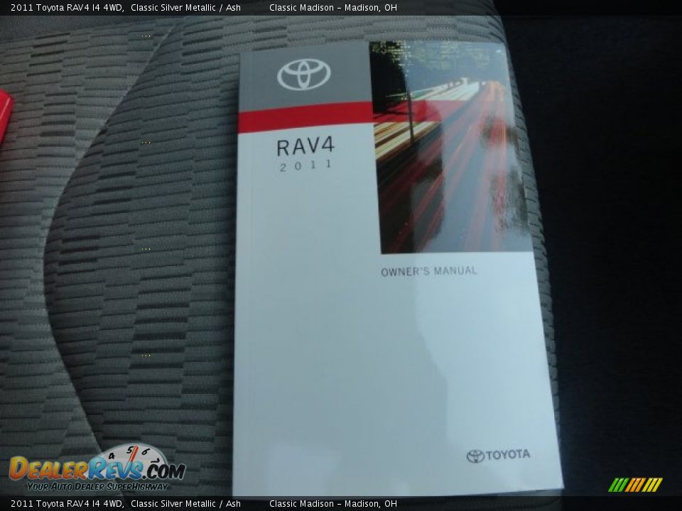 2011 Toyota RAV4 I4 4WD Classic Silver Metallic / Ash Photo #12