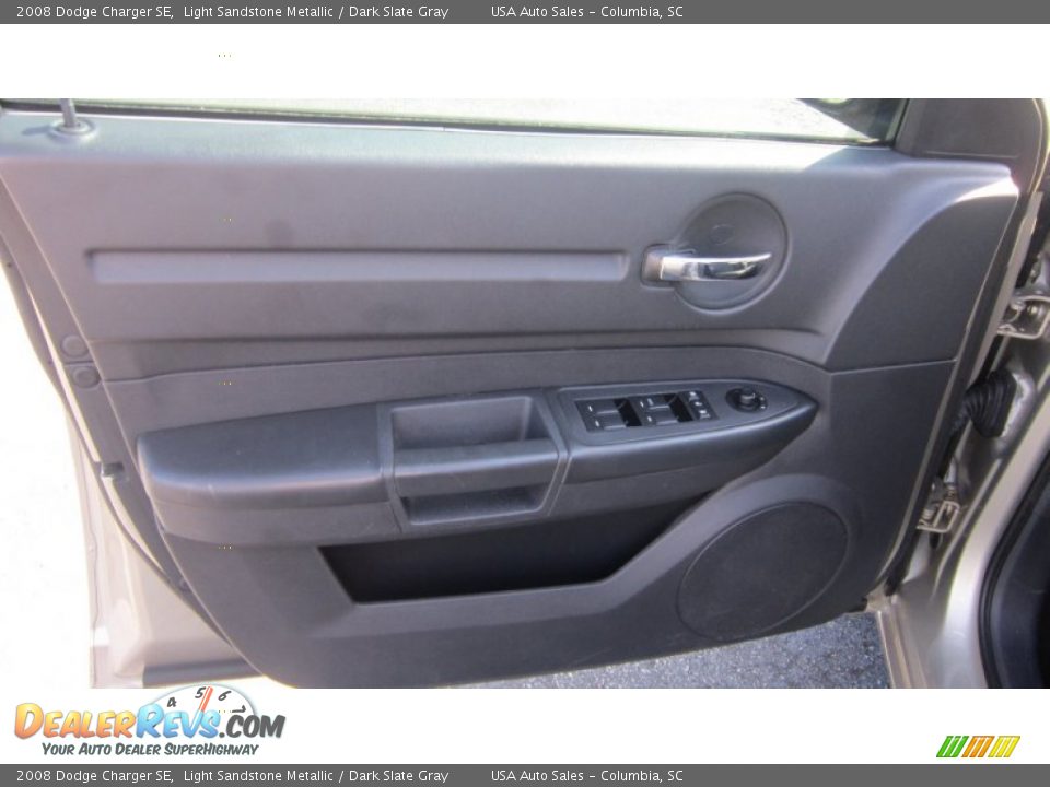 2008 Dodge Charger SE Light Sandstone Metallic / Dark Slate Gray Photo #5