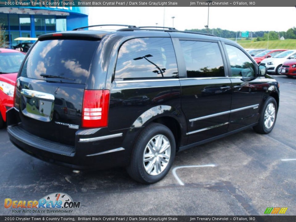 2010 Chrysler Town & Country Touring Brilliant Black Crystal Pearl / Dark Slate Gray/Light Shale Photo #3