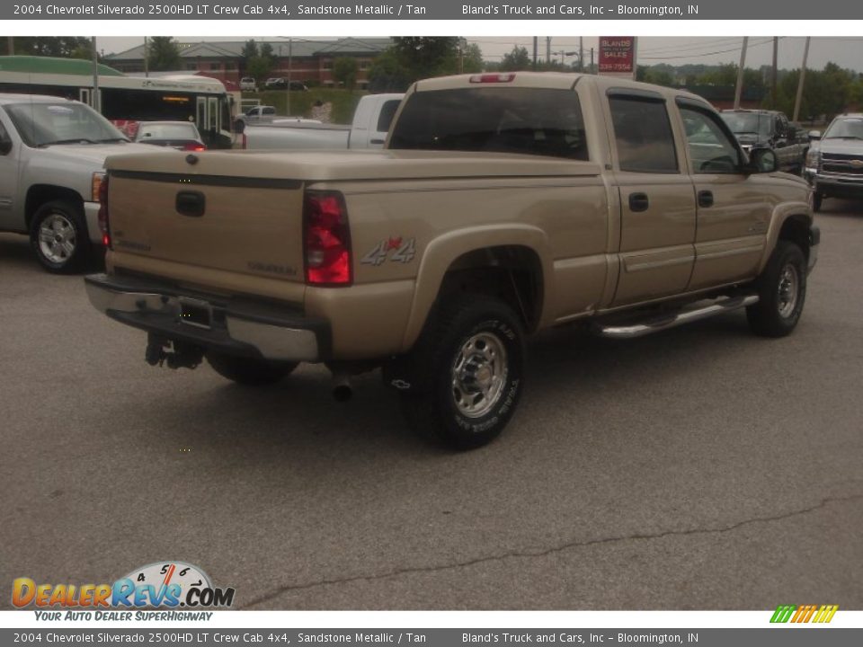 2004 Chevrolet Silverado 2500HD LT Crew Cab 4x4 Sandstone Metallic / Tan Photo #2