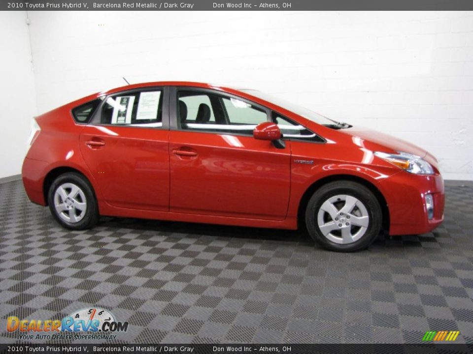 2010 Toyota Prius Hybrid V Barcelona Red Metallic / Dark Gray Photo #3