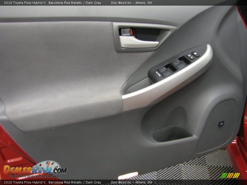 2010 Toyota Prius Hybrid V Barcelona Red Metallic / Dark Gray Photo #10