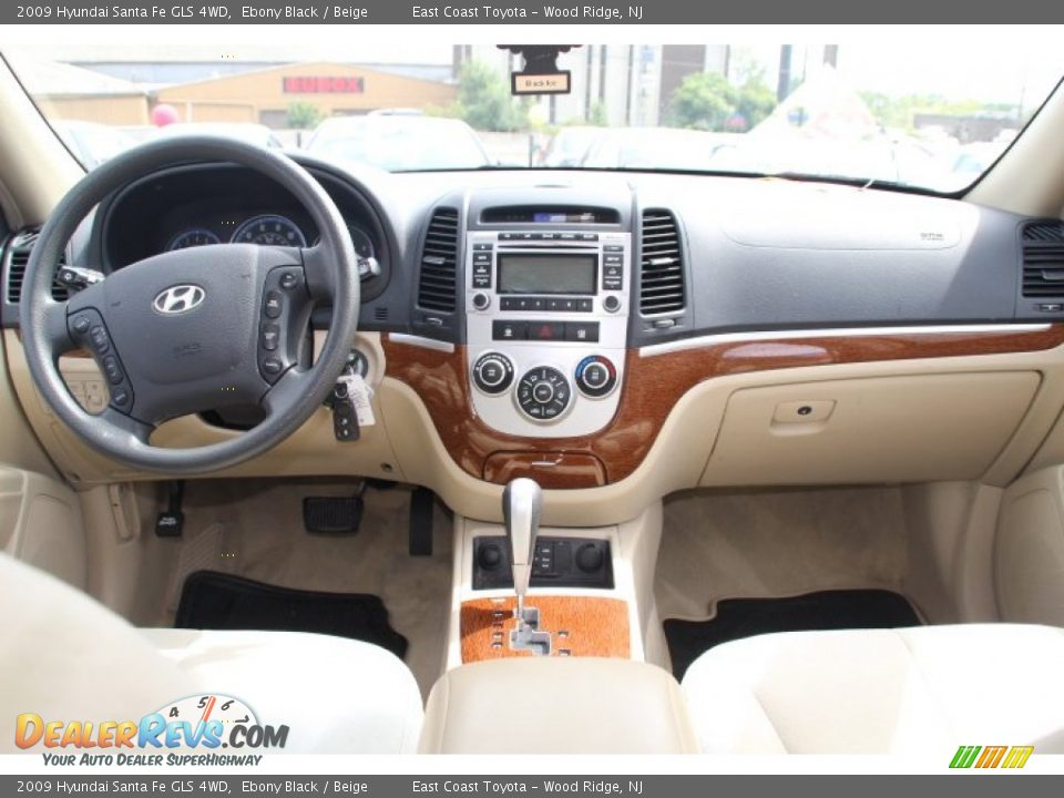 2009 Hyundai Santa Fe GLS 4WD Ebony Black / Beige Photo #10