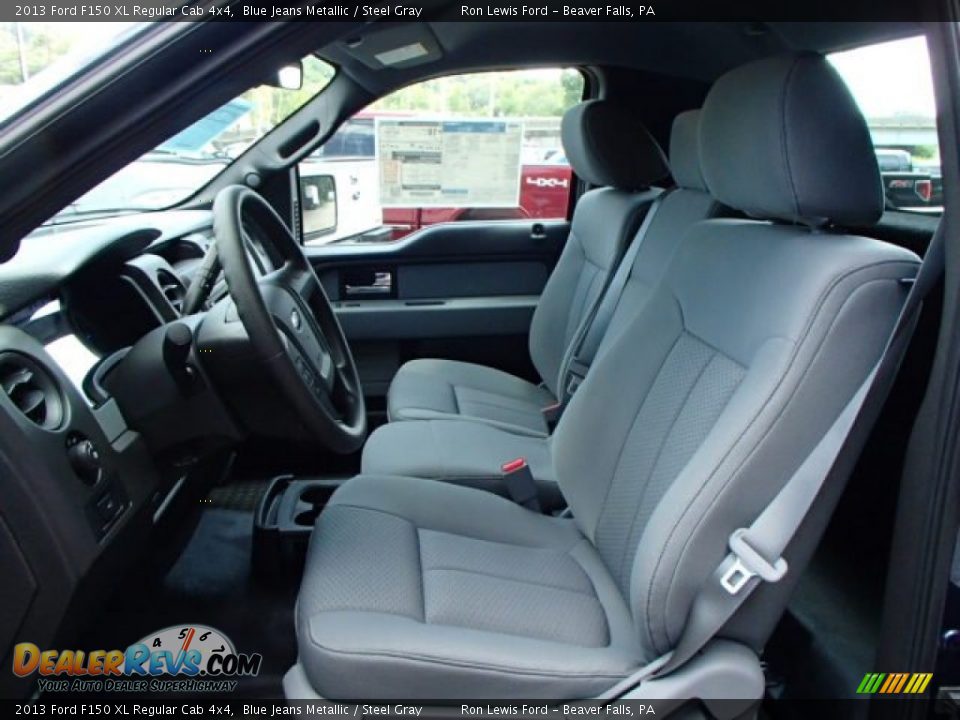 Front Seat of 2013 Ford F150 XL Regular Cab 4x4 Photo #10