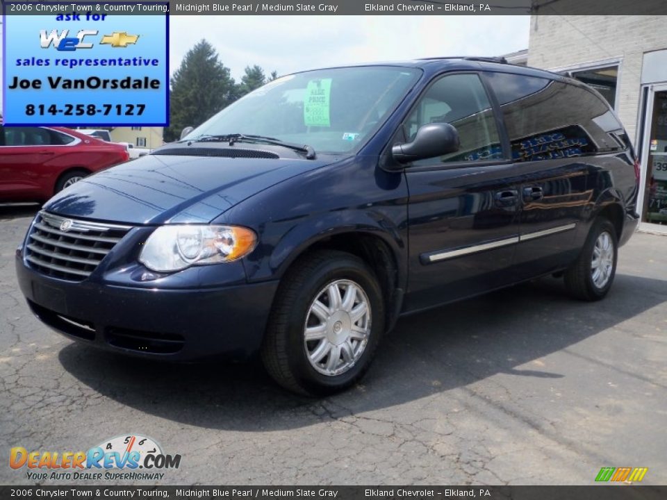 2006 Chrysler Town & Country Touring Midnight Blue Pearl / Medium Slate Gray Photo #1