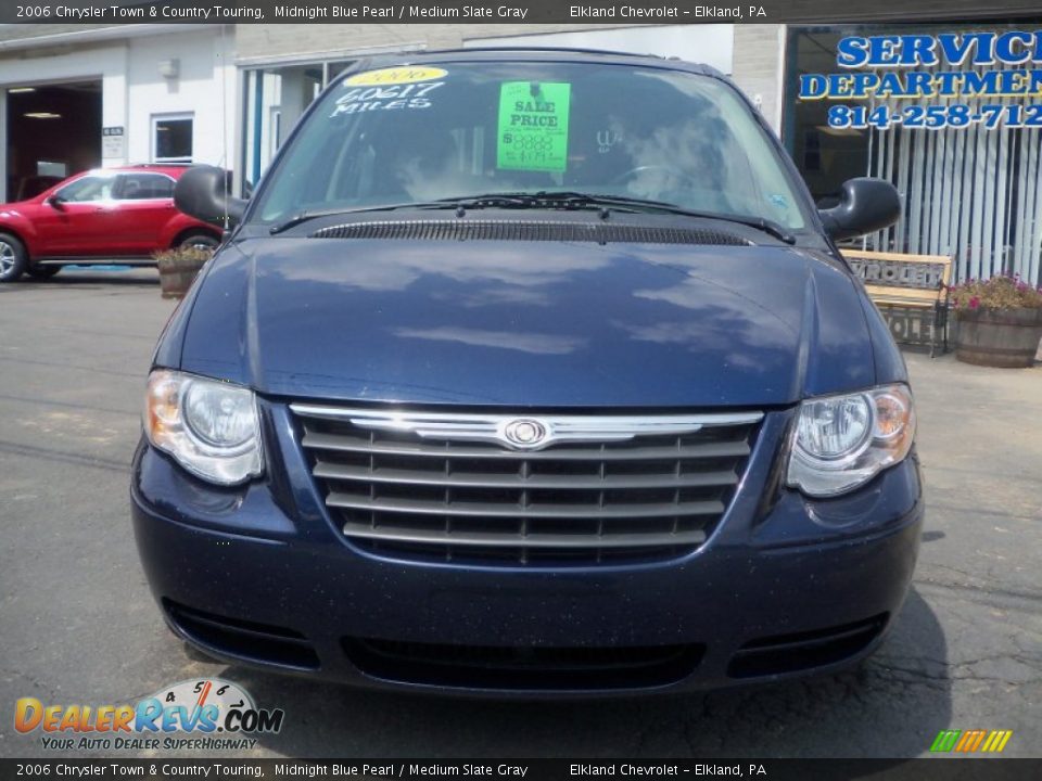 2006 Chrysler Town & Country Touring Midnight Blue Pearl / Medium Slate Gray Photo #2