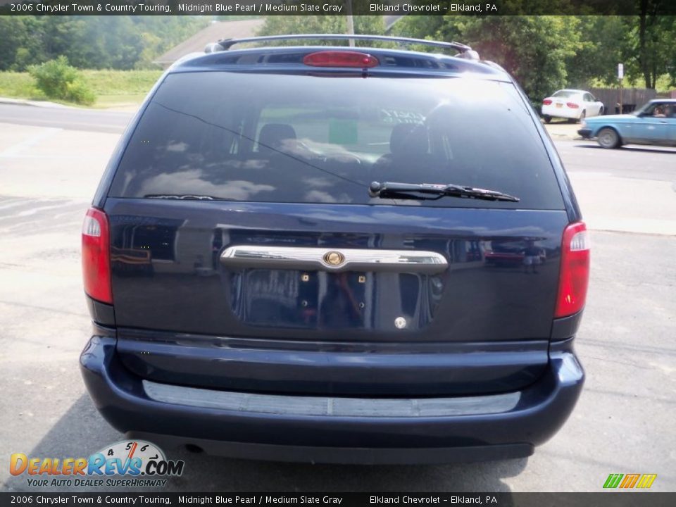 2006 Chrysler Town & Country Touring Midnight Blue Pearl / Medium Slate Gray Photo #6