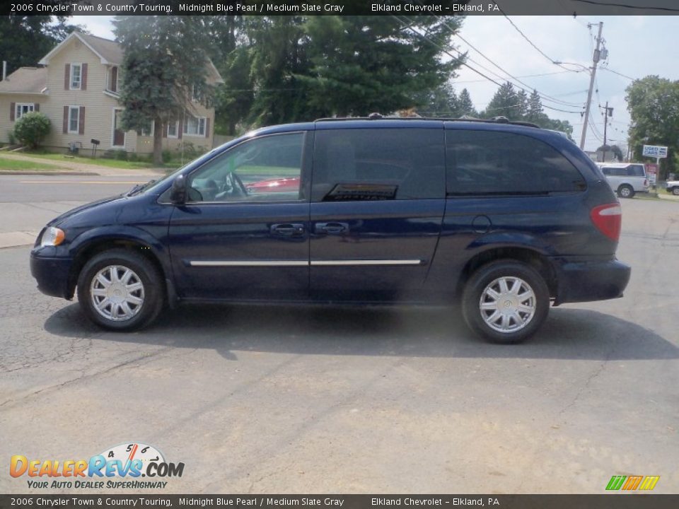 2006 Chrysler Town & Country Touring Midnight Blue Pearl / Medium Slate Gray Photo #8