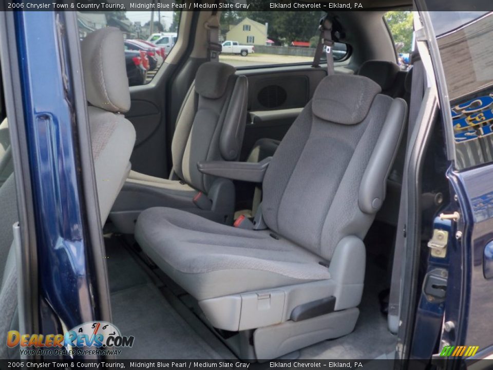 2006 Chrysler Town & Country Touring Midnight Blue Pearl / Medium Slate Gray Photo #11