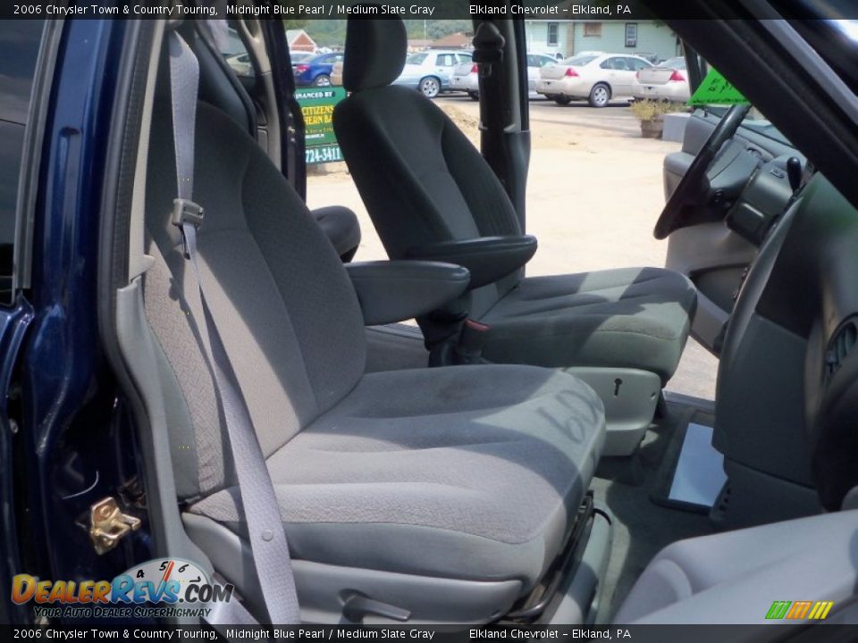 2006 Chrysler Town & Country Touring Midnight Blue Pearl / Medium Slate Gray Photo #13