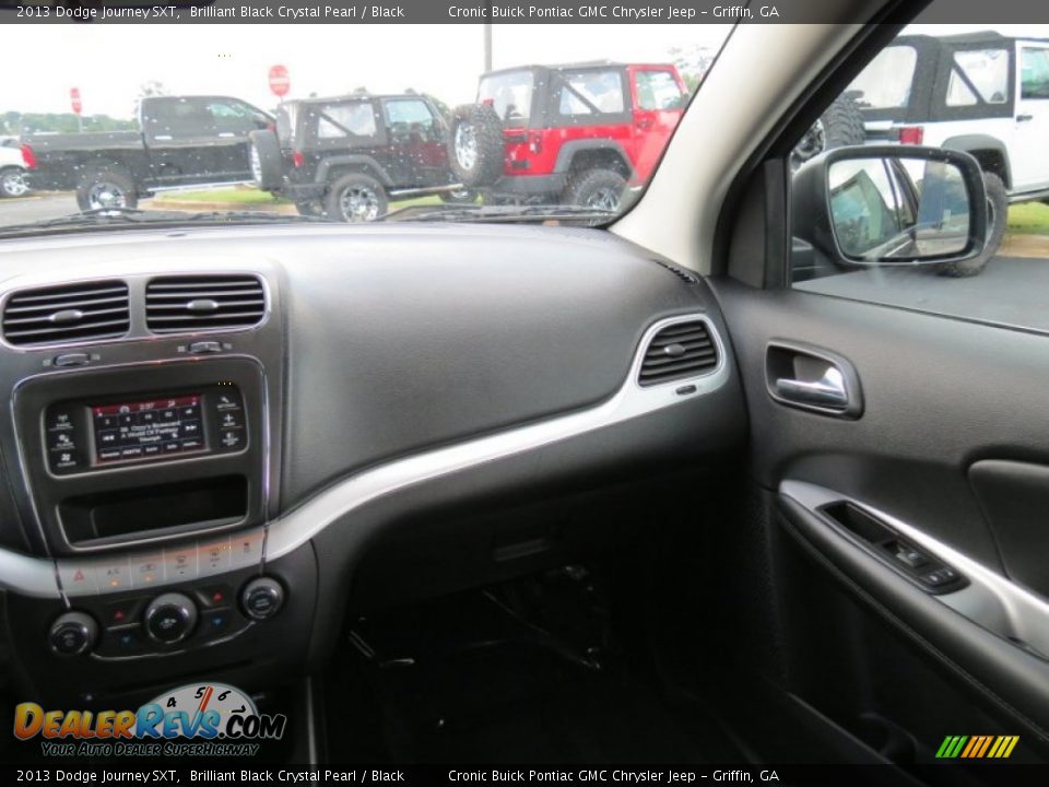 2013 Dodge Journey SXT Brilliant Black Crystal Pearl / Black Photo #19