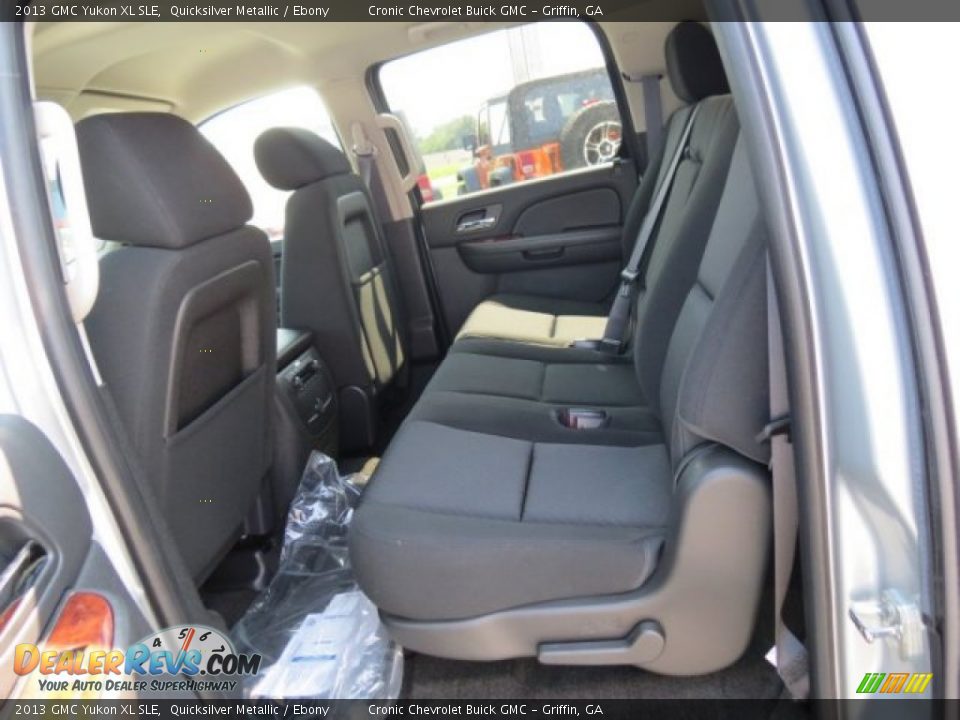 2013 GMC Yukon XL SLE Quicksilver Metallic / Ebony Photo #12