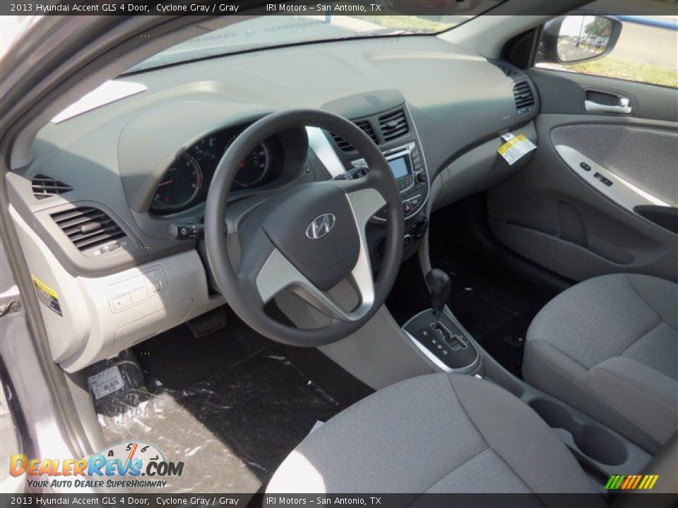 2013 Hyundai Accent GLS 4 Door Cyclone Gray / Gray Photo #7