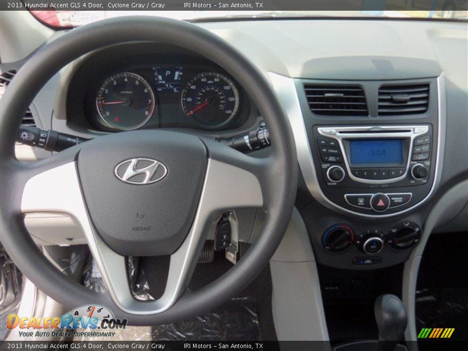 2013 Hyundai Accent GLS 4 Door Cyclone Gray / Gray Photo #8