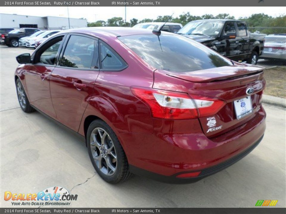 2014 Ford Focus SE Sedan Ruby Red / Charcoal Black Photo #3