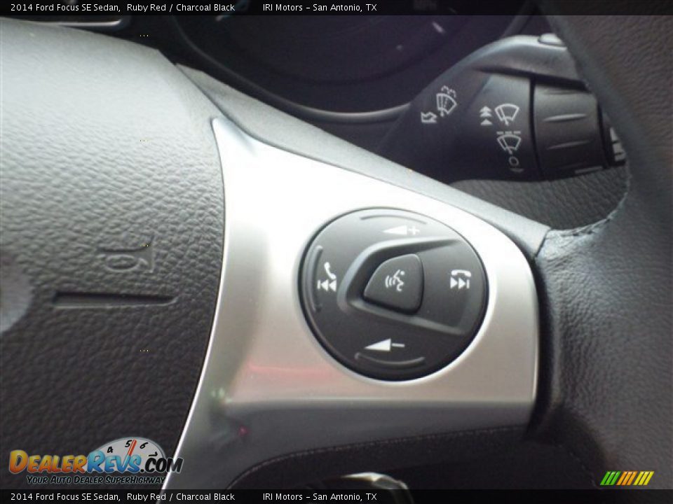 2014 Ford Focus SE Sedan Ruby Red / Charcoal Black Photo #17