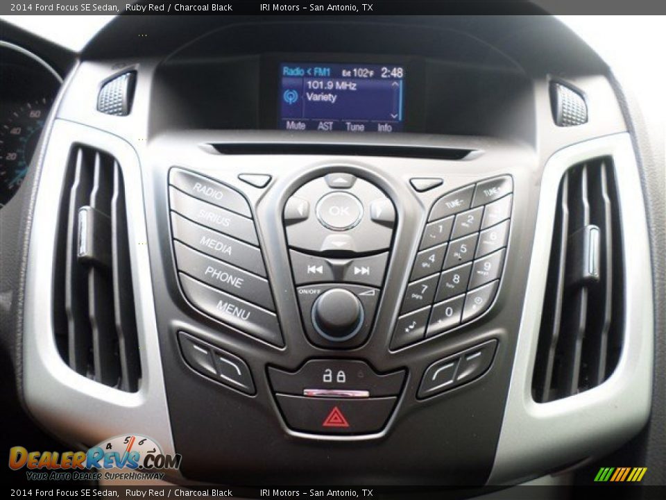 2014 Ford Focus SE Sedan Ruby Red / Charcoal Black Photo #22