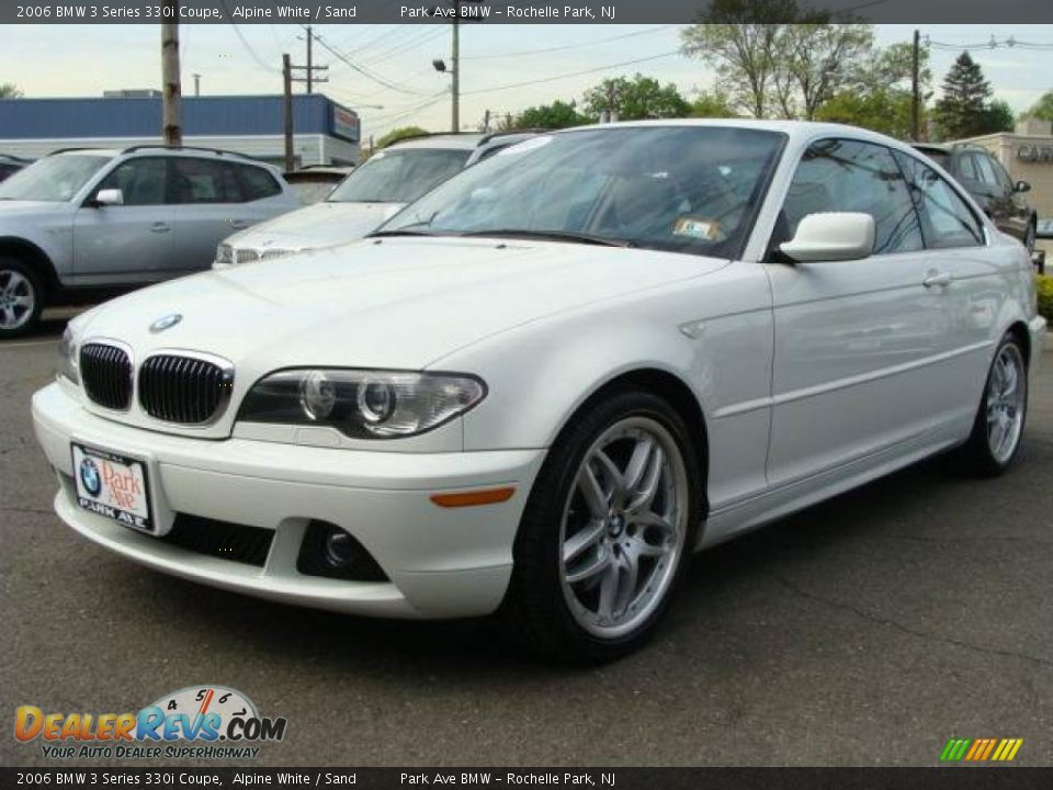 2006 BMW 3 Series 330i Coupe Alpine White / Sand Photo #4