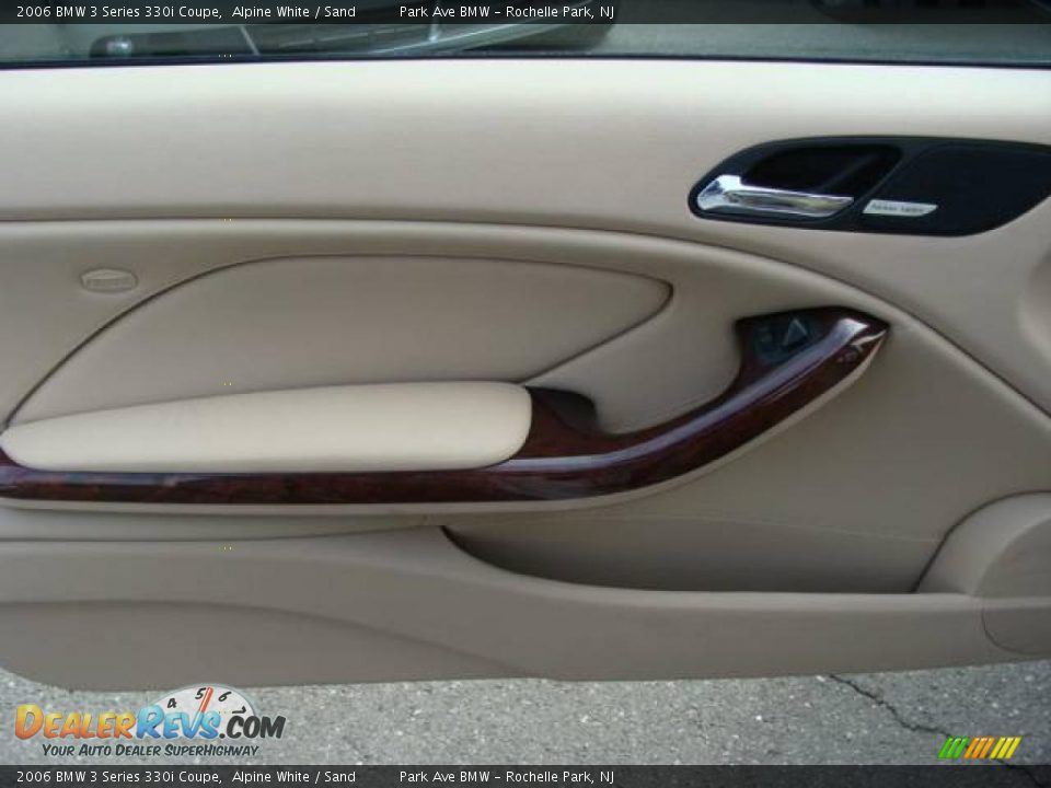 2006 BMW 3 Series 330i Coupe Alpine White / Sand Photo #9