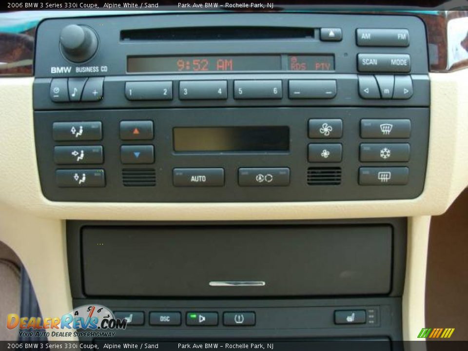 2006 BMW 3 Series 330i Coupe Alpine White / Sand Photo #16