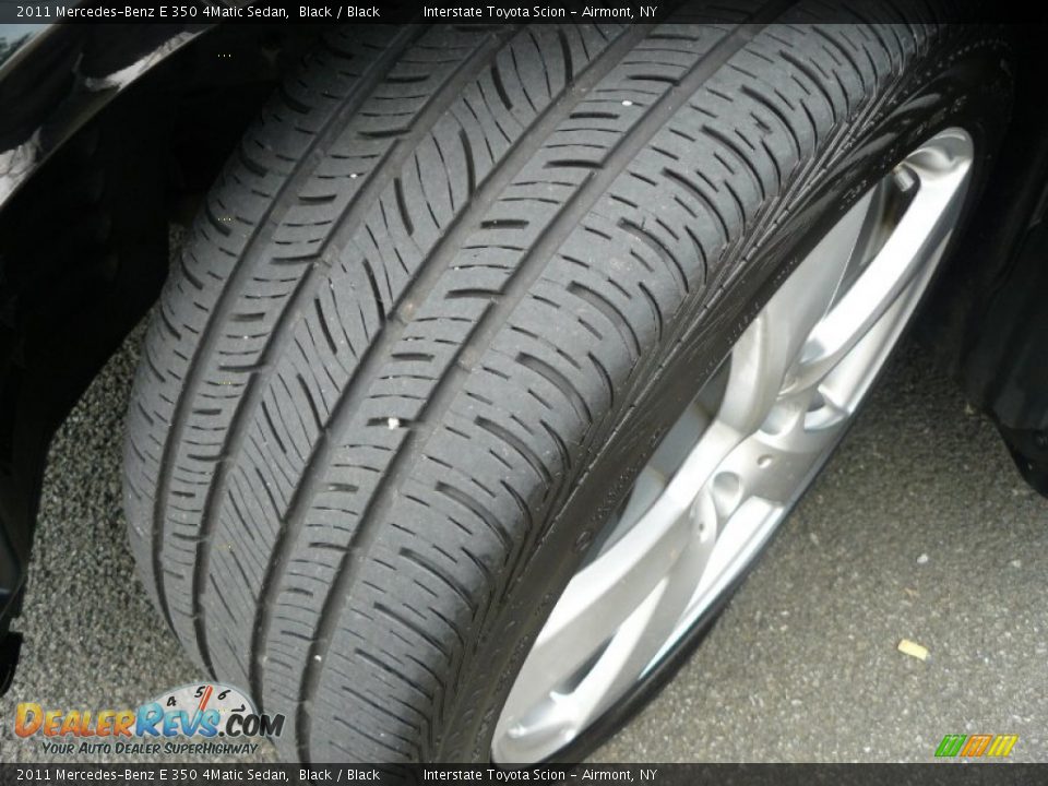 2011 Mercedes-Benz E 350 4Matic Sedan Black / Black Photo #25