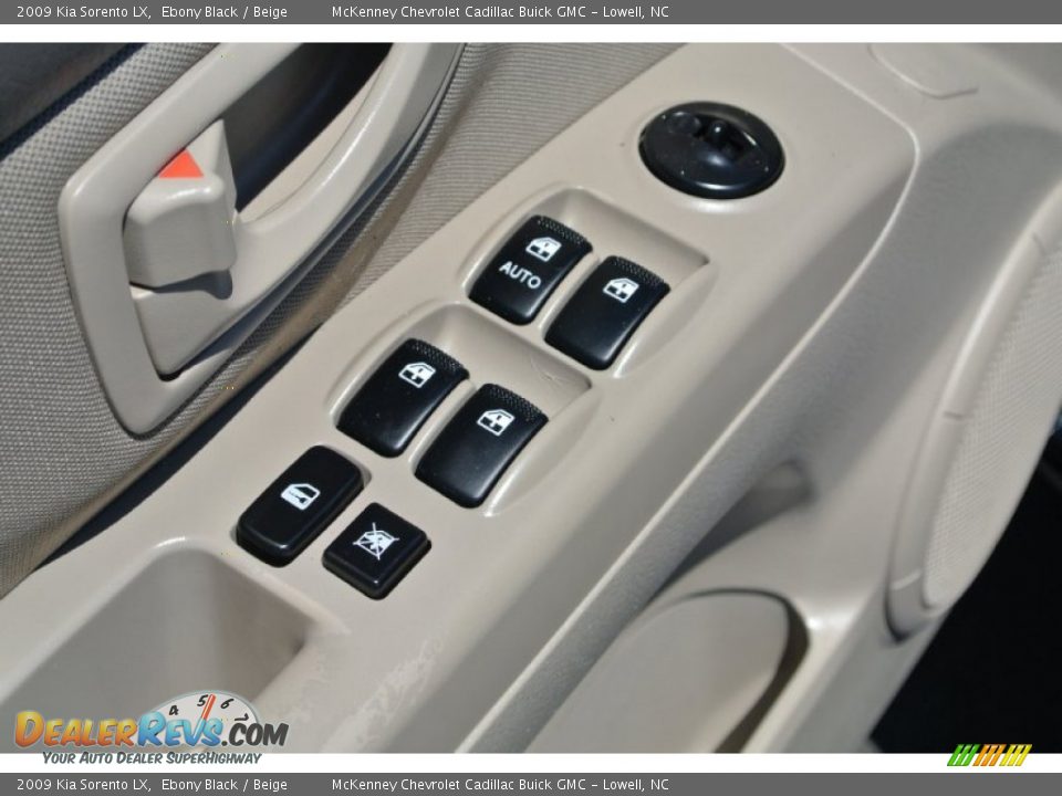 2009 Kia Sorento LX Ebony Black / Beige Photo #10