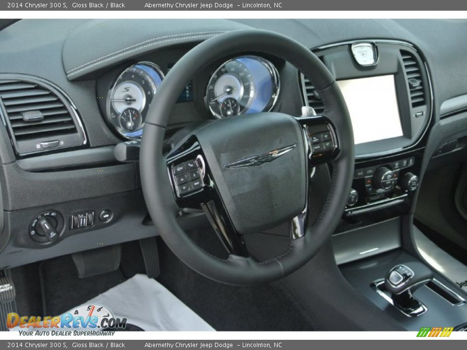 2014 Chrysler 300 S Steering Wheel Photo #23