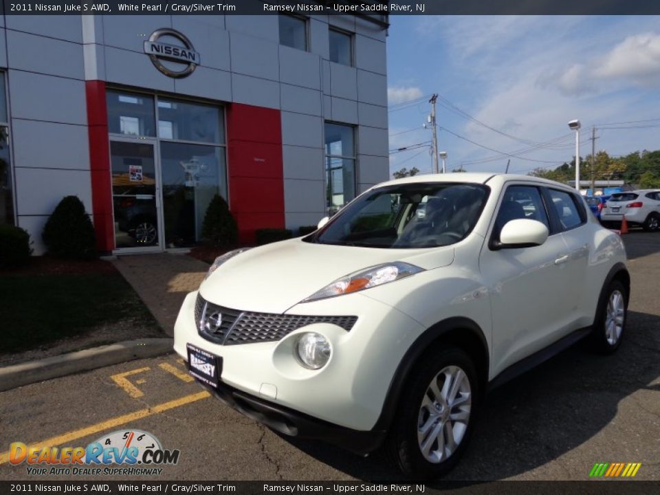 2011 Nissan Juke S AWD White Pearl / Gray/Silver Trim Photo #1