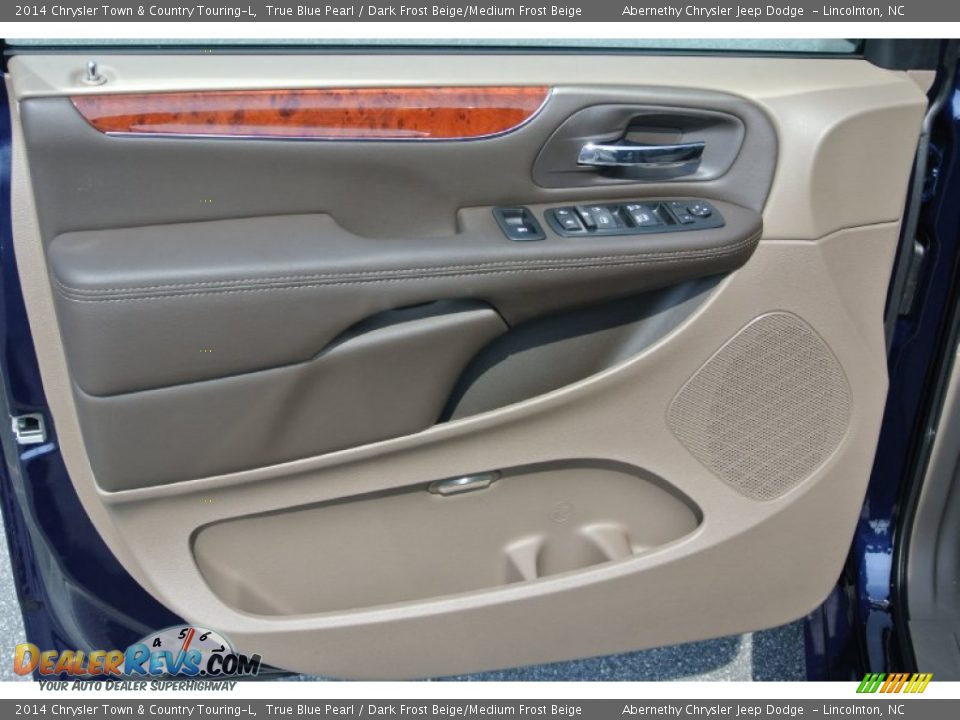 2014 Chrysler Town & Country Touring-L True Blue Pearl / Dark Frost Beige/Medium Frost Beige Photo #9