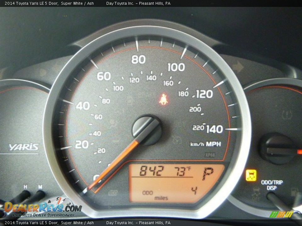2014 Toyota Yaris LE 5 Door Super White / Ash Photo #19