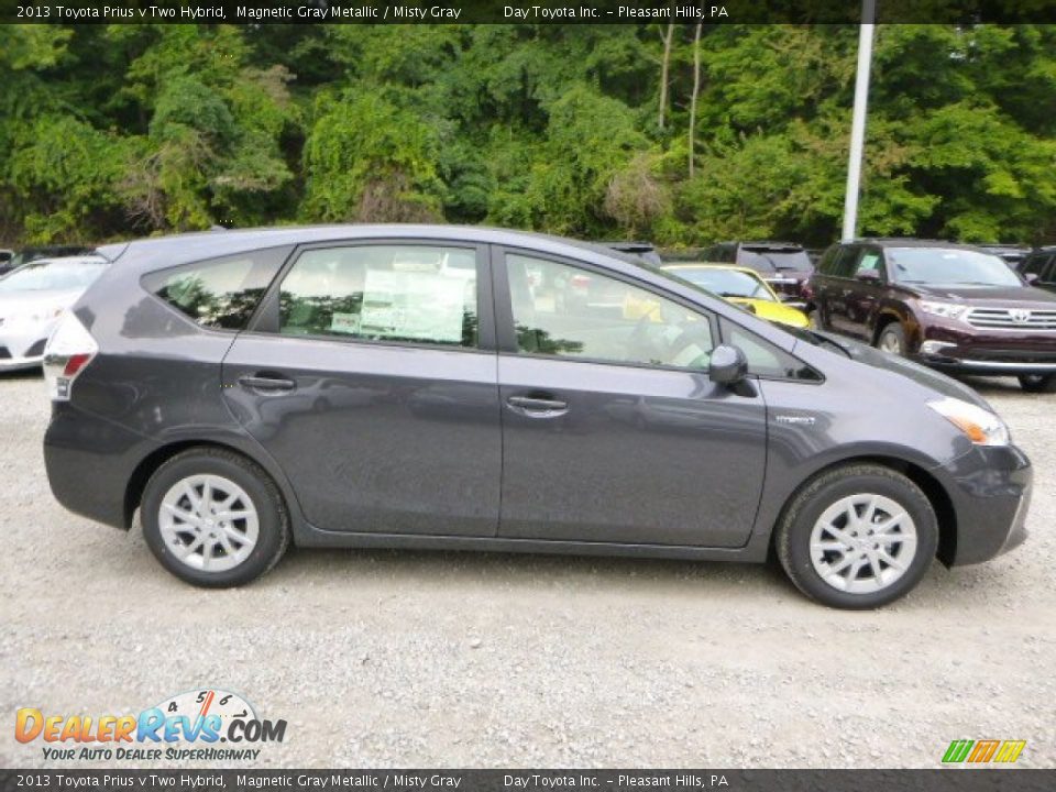 2013 Toyota Prius v Two Hybrid Magnetic Gray Metallic / Misty Gray Photo #2