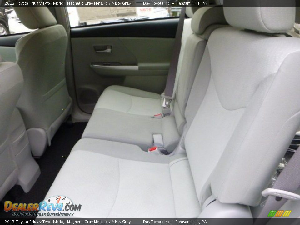2013 Toyota Prius v Two Hybrid Magnetic Gray Metallic / Misty Gray Photo #11