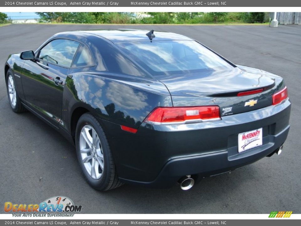 2014 Chevrolet Camaro LS Coupe Ashen Gray Metallic / Gray Photo #4