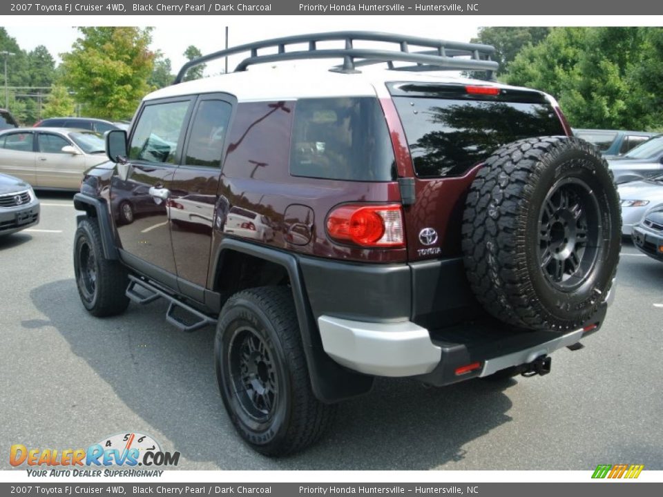 2007 Toyota FJ Cruiser 4WD Black Cherry Pearl / Dark Charcoal Photo #4
