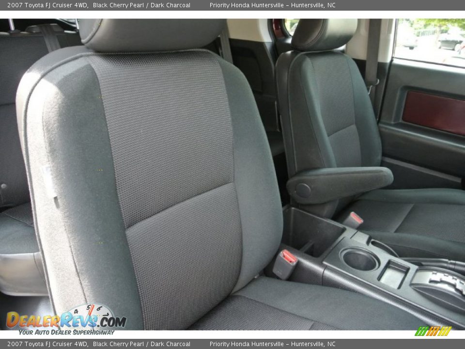 2007 Toyota FJ Cruiser 4WD Black Cherry Pearl / Dark Charcoal Photo #23