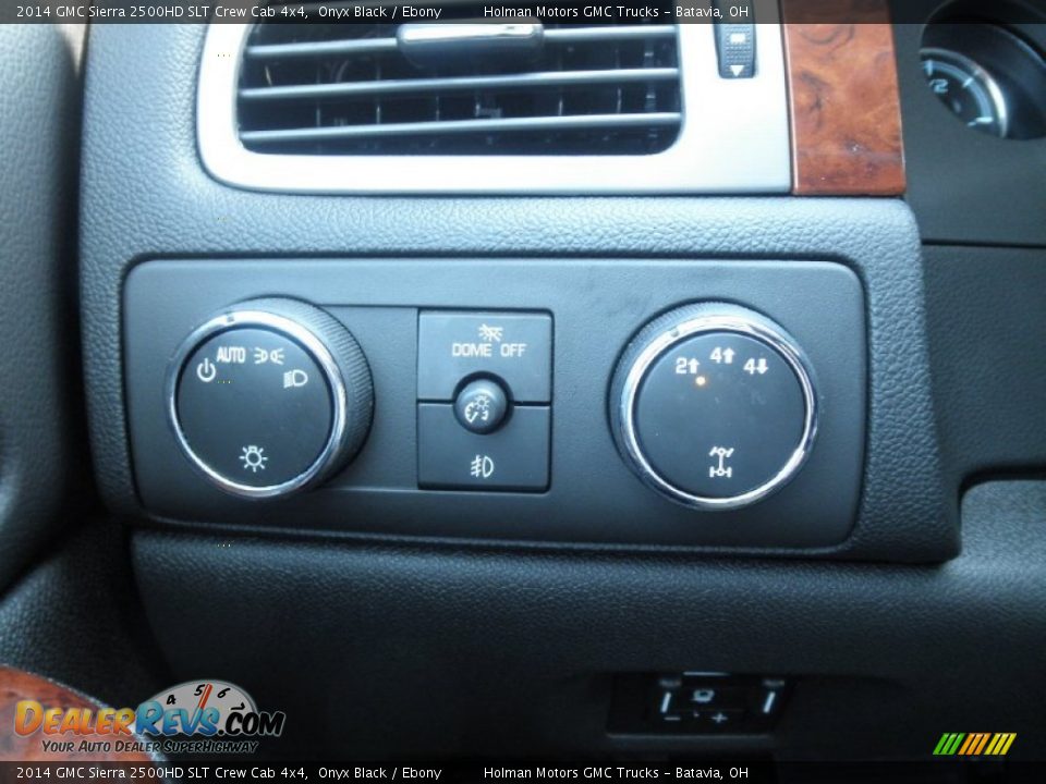 2014 GMC Sierra 2500HD SLT Crew Cab 4x4 Onyx Black / Ebony Photo #17