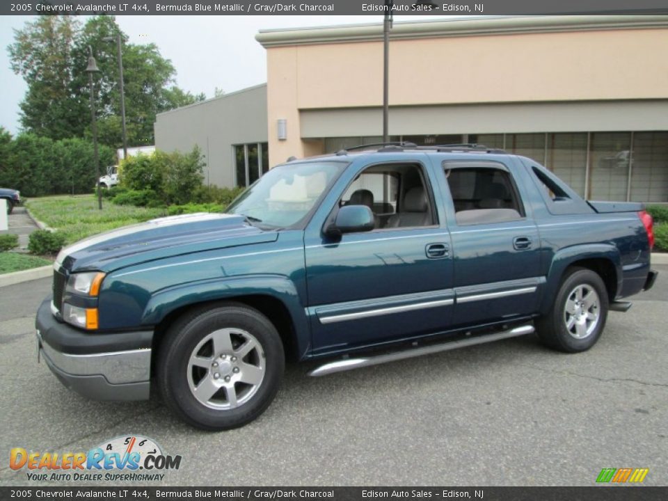 2005 Chevrolet Avalanche LT 4x4 Bermuda Blue Metallic / Gray/Dark Charcoal Photo #1