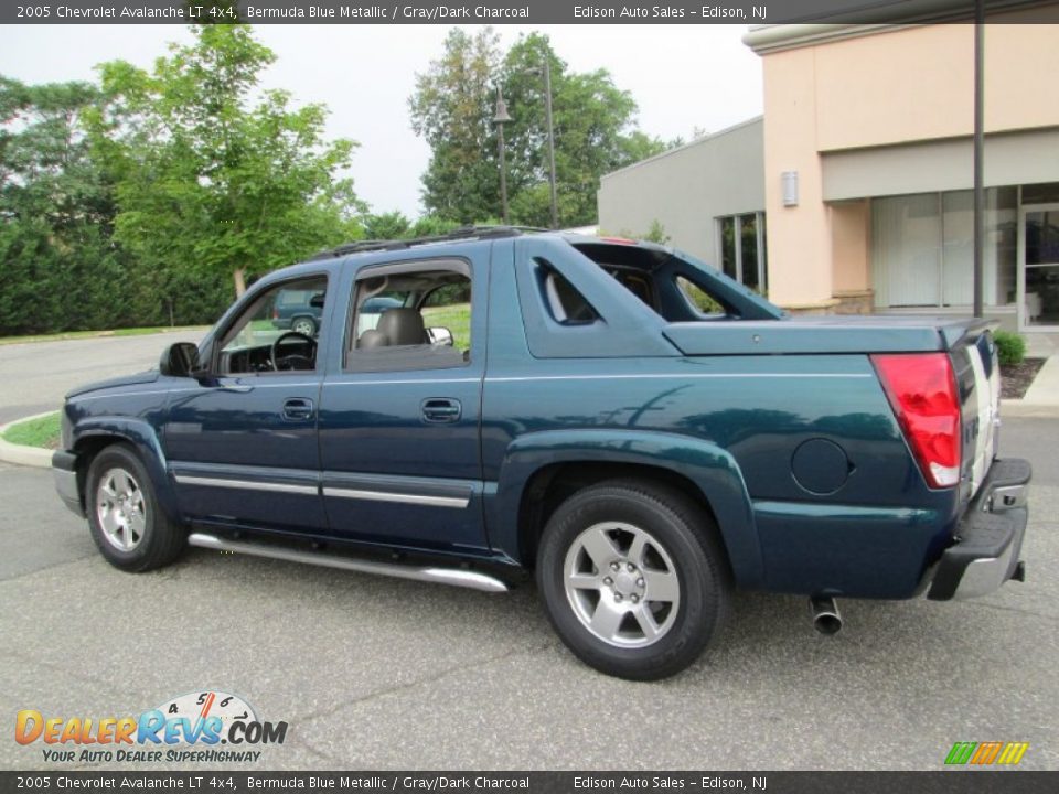 2005 Chevrolet Avalanche LT 4x4 Bermuda Blue Metallic / Gray/Dark Charcoal Photo #4