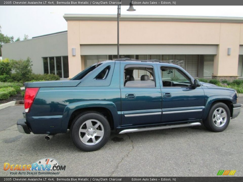 2005 Chevrolet Avalanche LT 4x4 Bermuda Blue Metallic / Gray/Dark Charcoal Photo #9