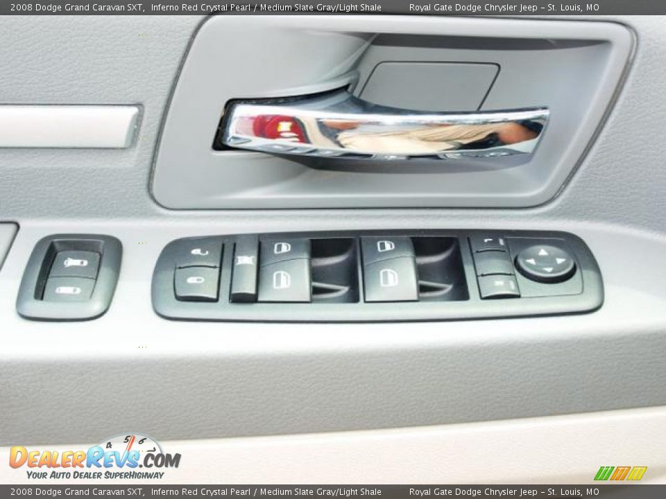 2008 Dodge Grand Caravan SXT Inferno Red Crystal Pearl / Medium Slate Gray/Light Shale Photo #14