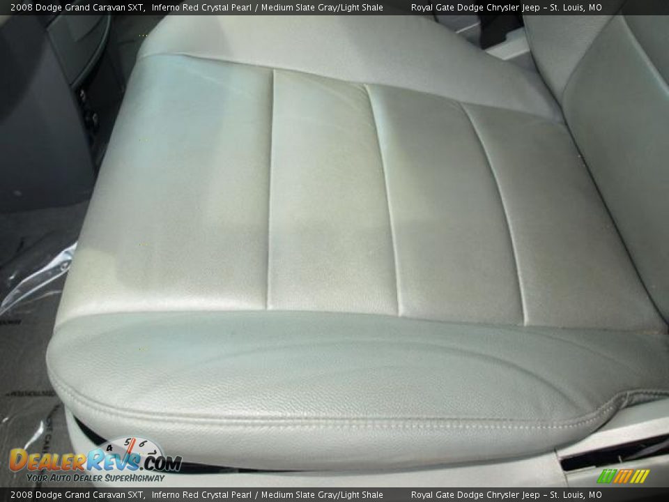 2008 Dodge Grand Caravan SXT Inferno Red Crystal Pearl / Medium Slate Gray/Light Shale Photo #15