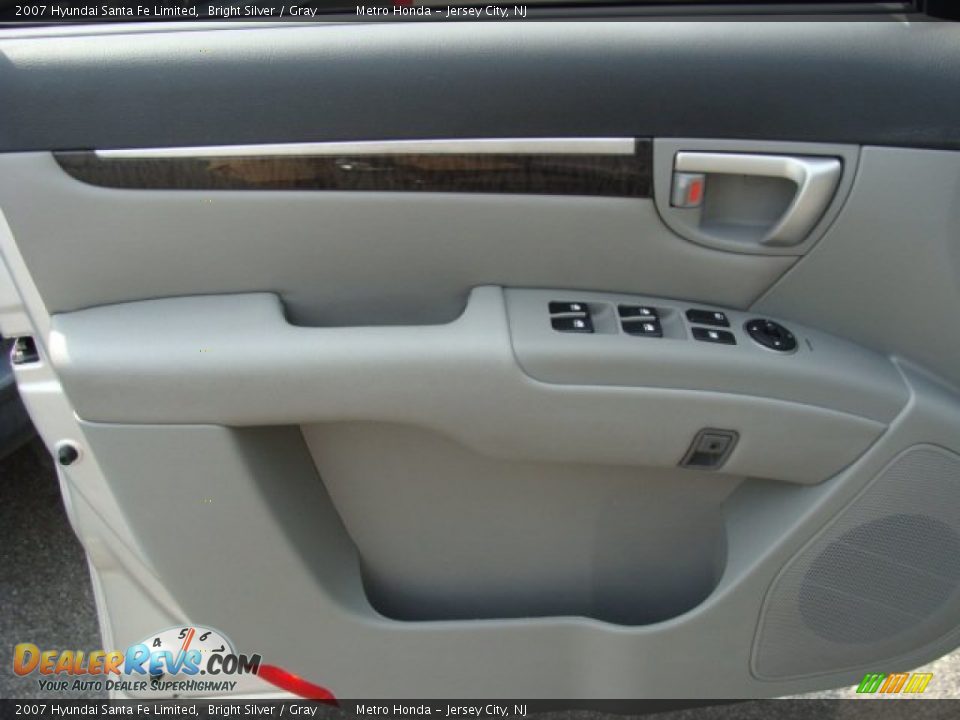 2007 Hyundai Santa Fe Limited Bright Silver / Gray Photo #7