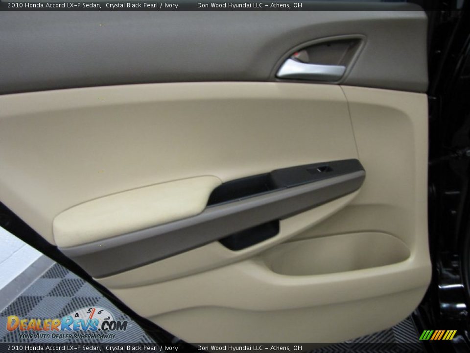 2010 Honda Accord LX-P Sedan Crystal Black Pearl / Ivory Photo #12